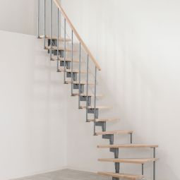 Minka Mittelholmtreppe Style Turn 1/4 gewendelt grau Raumspartreppe Stufen und Handlauf aus massivem Buchenholz, 90° Grad-Wendelung nach rechts oder links möglich