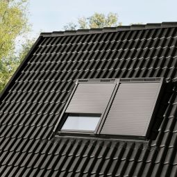 NEU: VELUX Solar-Rollladen SSL 0100K 4