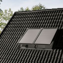 NEU: VELUX Elektro-Rollladen SML 0100K 3