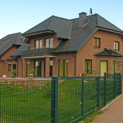 Doppelstabmattenzaun Rundum-sorglos-Paket Moosgrün 4