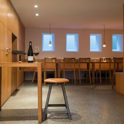 Wellker Bandstahlhocker 4-beinig 3