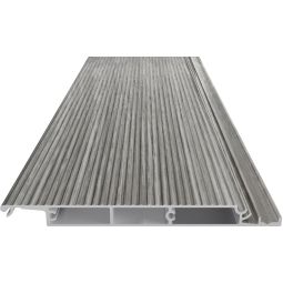 TraumGarten DreamDeck Alu Terrassendielen Kalkeiche Aluminium-Diele 13x136 mm – pflegeleicht, geschlossen, rutschfest & farbbeständig für moderne Terrassen