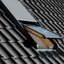 VELUX Elektro-Rollladen SML 0100S Kupfer 3