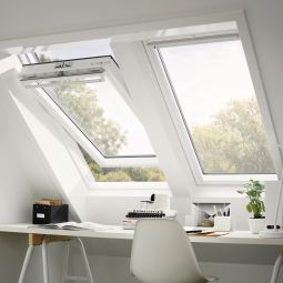 VELUX Dachfenster GGL 2068 Schwingfenster Holz ENERGIE weiß Fenster 3-fach Standard Verglasung